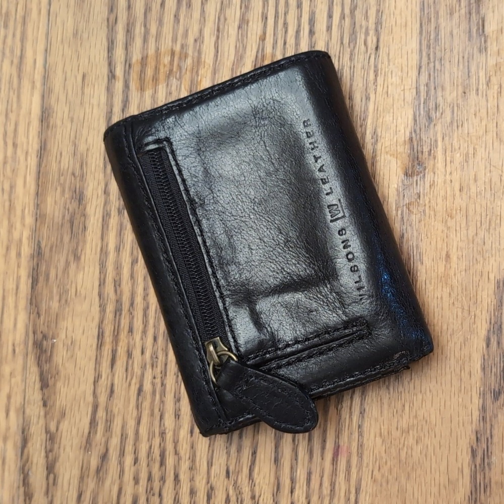 Wilsons Leather Bi-Fold Wallet Women's Black Trifold Vintage ID Window